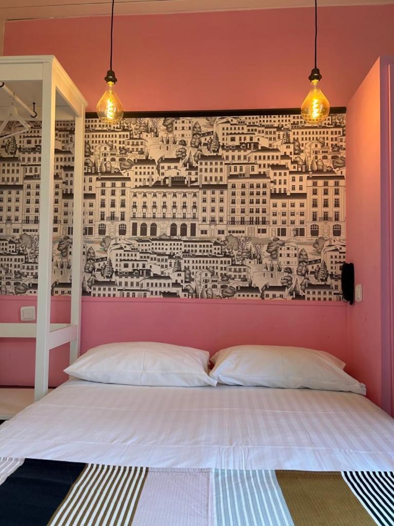 Hotel De La Croix-Rousse Lyon Kültér fotó